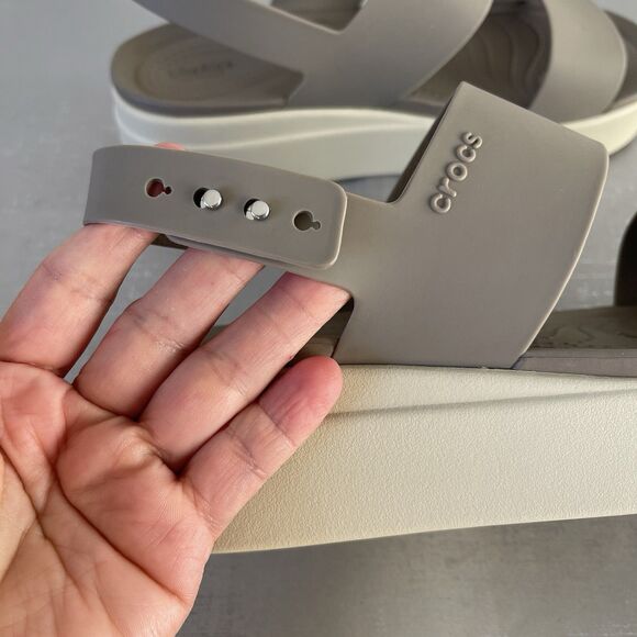 CROCS Brooklyn Platform Sandal Chunky Y2K Beige Tan Women's Size 8 - Picture 12 of 13